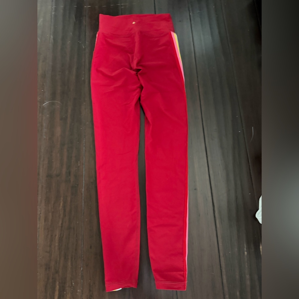 Spiritual Gangster 7/8 Legging Dahlia Red XS - Picture 6 of 9
